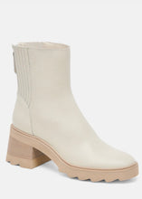 Load image into Gallery viewer, Dolce Vita Martey H20 Boots
