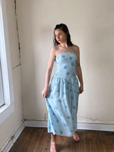 Load image into Gallery viewer, Strapless Ruched Waist Midi Dress