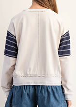 Load image into Gallery viewer, Star Patch Long Sleeve Pullover