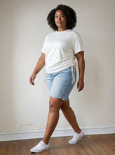 Load image into Gallery viewer, Extended Size Everyday Ease Side Ruched Tee