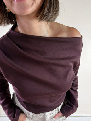 Contour Drape Asymmetrical Knit Top | Maroon