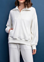 Load image into Gallery viewer, Julia Quarter Zip Pullover
