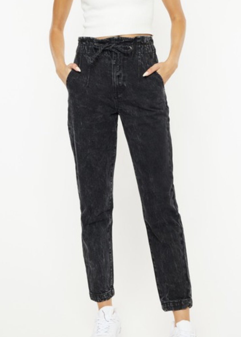 Black Paperbag Waist Mom Jean
