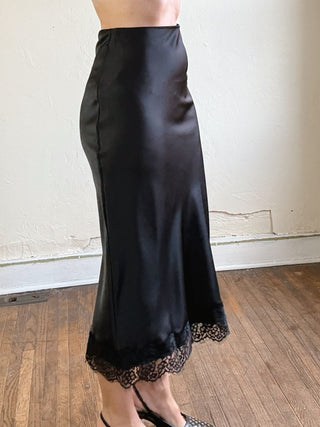 After Dark Satin Midi Skirt | Black