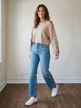 Load image into Gallery viewer, Stroll Cropped Pullover | Taupe
