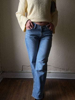 Just Black Denim V-Waist Straight Leg Jeans – Light Denim