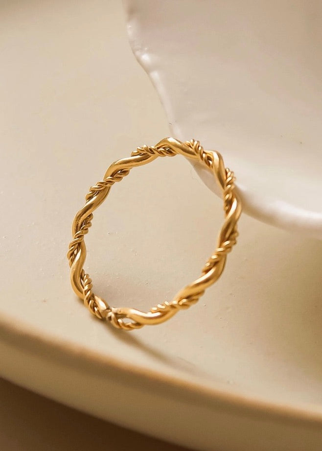 18K Braided Rachel Ring