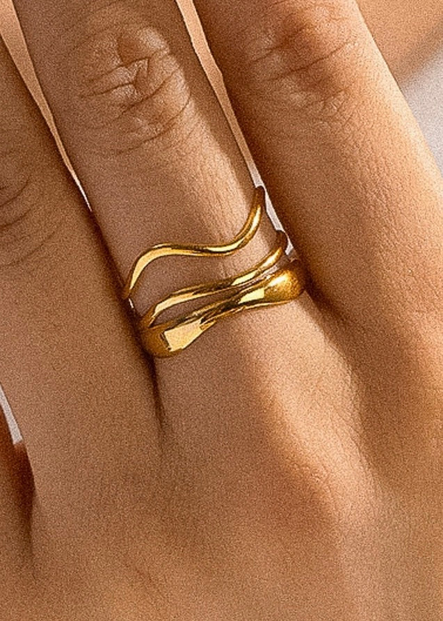 18K Abstract Ozzy Ring