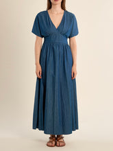 Load image into Gallery viewer, Chambray Midi Dress
