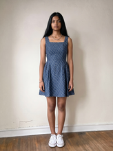 Load image into Gallery viewer, Sleeveless Star Print Chambray Dress
