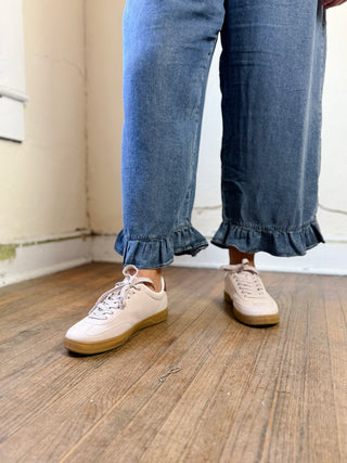 Extended Size Ruffle Road Denim Capris