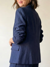 Load image into Gallery viewer, Tailored Woven Blazer| Navy
