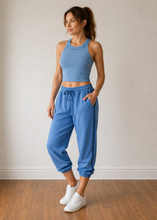 Load image into Gallery viewer, Everyday Motion Cropped Tank | Aqua
