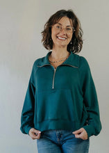 Load image into Gallery viewer, On the Go 1/4 Zip | Deep Green
