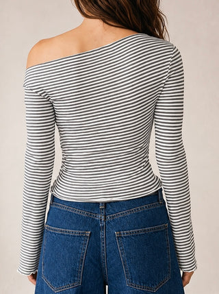 Weekend Muse Asymmetrical Top | Grey