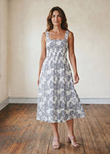 Load image into Gallery viewer, Garden Sketch Floral Jacquard Midi Dress
