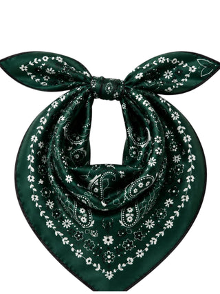 Heritage Paisley Mulberry Silk Scarf | Hunter Green 