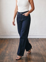 Load image into Gallery viewer, Clean Line Wide Leg Jeans
