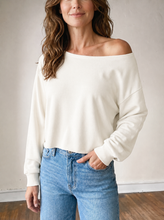 Load image into Gallery viewer, Stroll Cropped Pullover | Whip Cream
