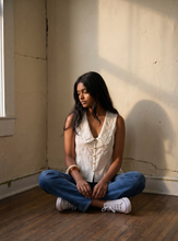Load image into Gallery viewer, Willow Grove Embroidered Blouse | White
