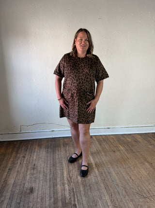 Extended size ENTRO Equestrian Leopard Shift Dress, PDRS, featuring a stylish leopard print and comfortable fit.
