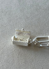 Load image into Gallery viewer, Joy Stella Locket Necklace
