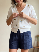 Load image into Gallery viewer, Tailored Woven Shorts | Navy
