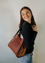 Load image into Gallery viewer, Celeste Shoulder Bag
