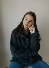 Load image into Gallery viewer, Cloud Sherpa Pullover | Black
