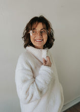 Load image into Gallery viewer, Cloud Sherpa Pullover | Ivory
