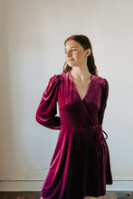 Load image into Gallery viewer, Vivienne Velvet Dress
