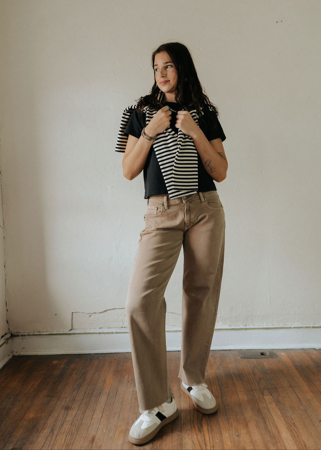 Just USA Khaki Mid Rise Barrel Jeans
