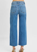 Load image into Gallery viewer, Risen Tummy Control Crop Wide Leg Jeans
