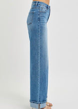Load image into Gallery viewer, Extended Tummy Control Wide Leg Cuffed Jeans
