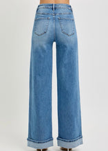 Load image into Gallery viewer, Extended Tummy Control Wide Leg Cuffed Jeans
