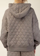 Load image into Gallery viewer, Nola Quilted Quarter Zip Hoodie | Taupe
