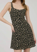 Load image into Gallery viewer, Ryann Dress
