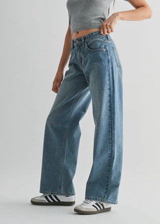 Just USA Medium Wash Mid Rise Baggy Jean