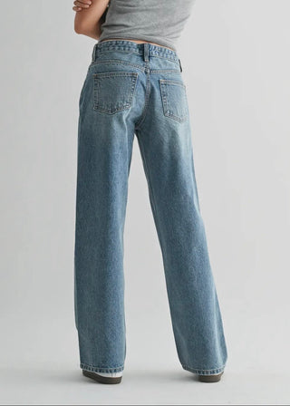 Just USA Medium Wash Mid Rise Baggy Jean