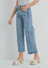 Load image into Gallery viewer, Just Black Denim Medium Wash Barrel Jean Twist
