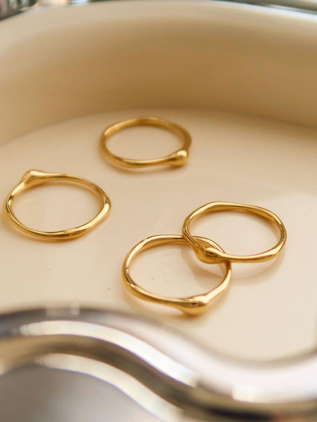 Rowena 18K Gold Non-Tarnish Minimalist Band Ring | 6