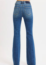 Load image into Gallery viewer, Extended Size Risen Raw Hem High Rise Flare Jeans
