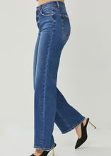 Load image into Gallery viewer, Risen High Rise Straight Jeans
