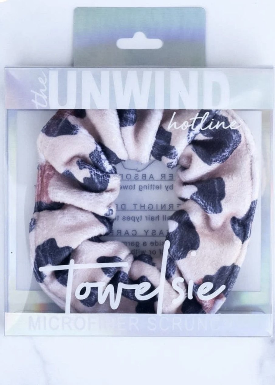 Unwind Towelsie Scrunchie | Leopard