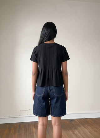 Pleated Ease Tee | Black
