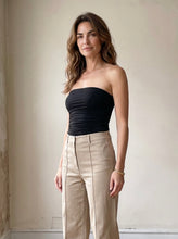 Load image into Gallery viewer, Reversible Scrunch Tube Top | Black

