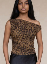 Load image into Gallery viewer, The Wild Card Leopard Twist Top
