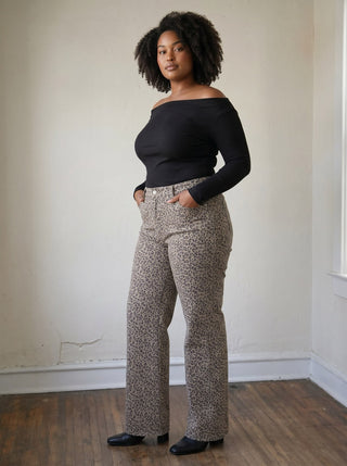 Extended Size Wild Side Mid Rise Wide Leg Jeans