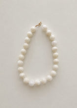 Load image into Gallery viewer, Natural Stone Agate Glass Necklace| Cream 
