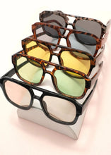 Load image into Gallery viewer, The Uptown Sunglasses | Black Light Amber 
